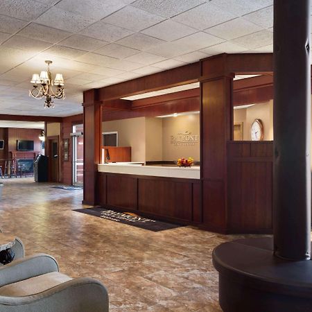 Baymont By Wyndham Mandan Bismarck Area Hotel Exterior photo