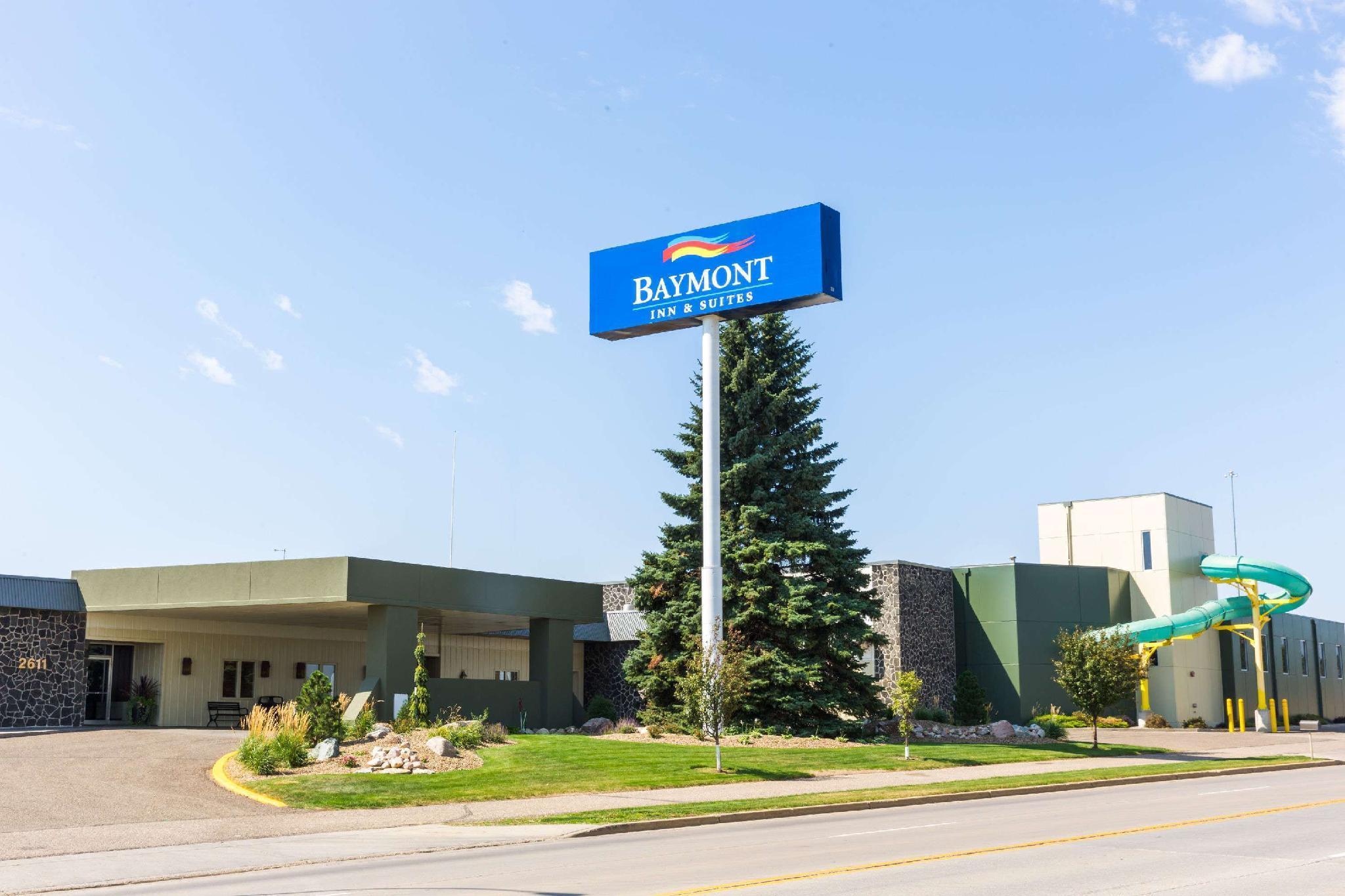 Baymont By Wyndham Mandan Bismarck Area Hotel Exterior photo