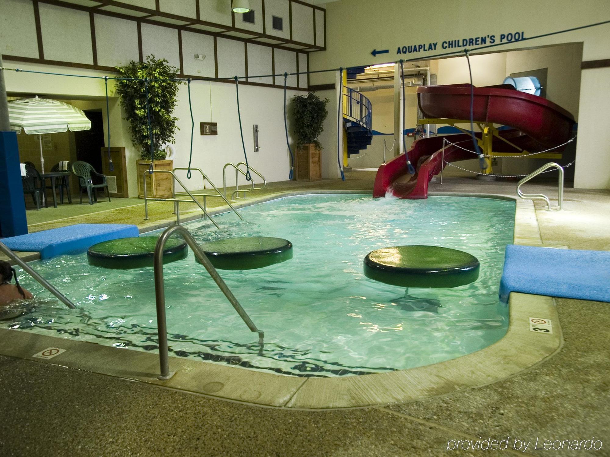 Baymont By Wyndham Mandan Bismarck Area Hotel Exterior photo